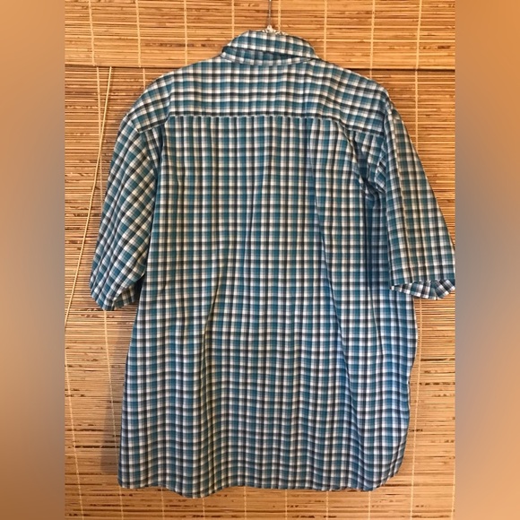 Wrangler 2 Plaid Short Sleeve Button Down Shirts Size Large - Picture 2 of 7